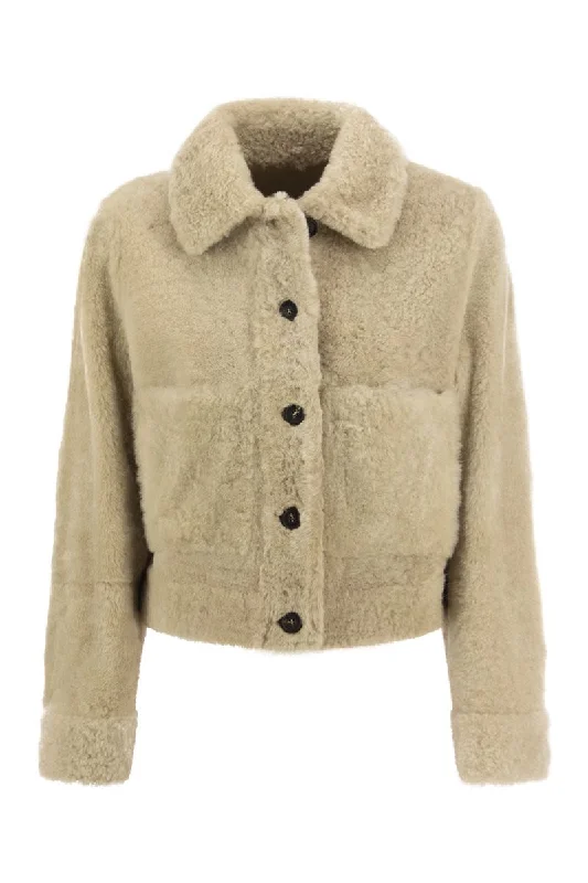 Reversible sheepskin jacket