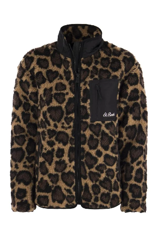 Sherpa jacket with leopard print pattern