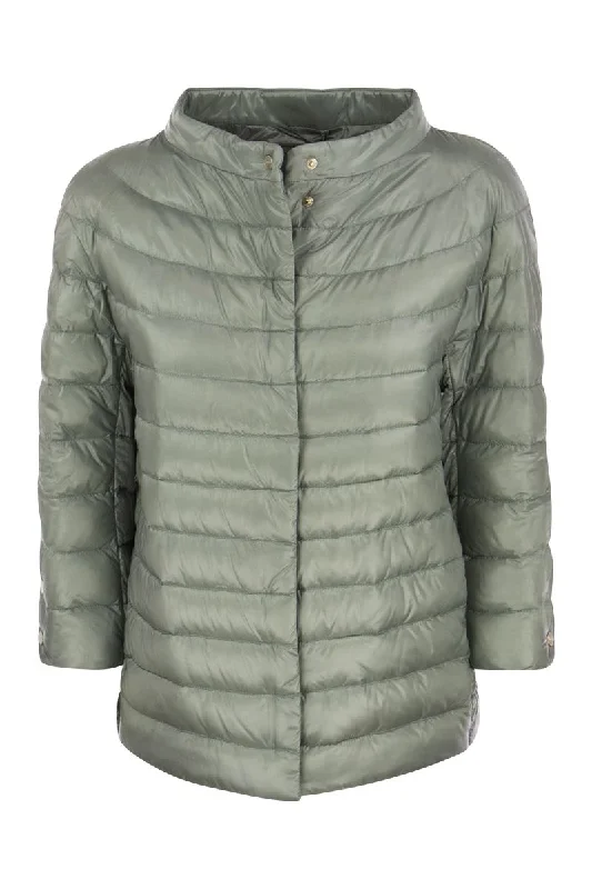 Ultralight nylon jacket